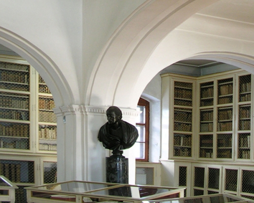 Bibliothek und Museum - 1